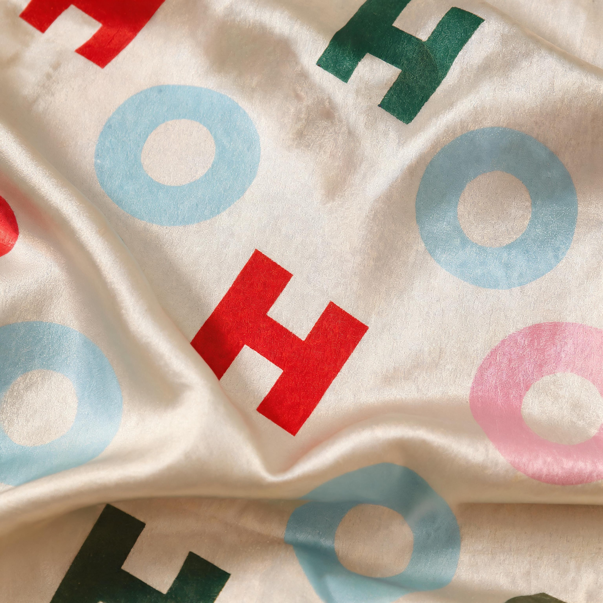 Colorful HOHOHO Letter Print Satin Button-Up Family Christmas Pajamas Set