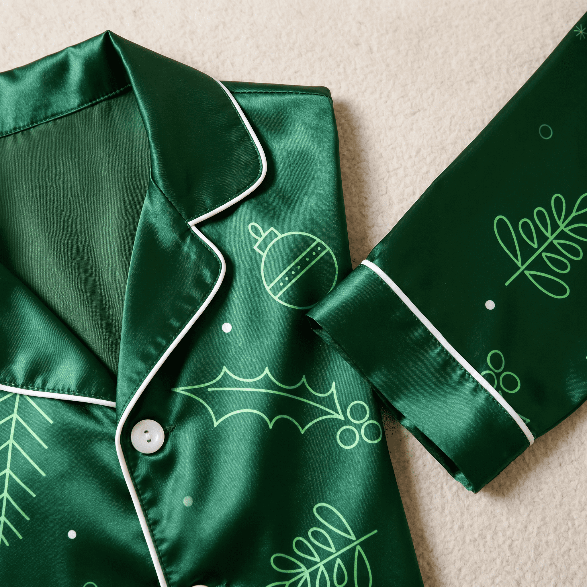 Emerald Green Festive Line-Art Print Satin Button-Up Family Christmas Pajamas Set