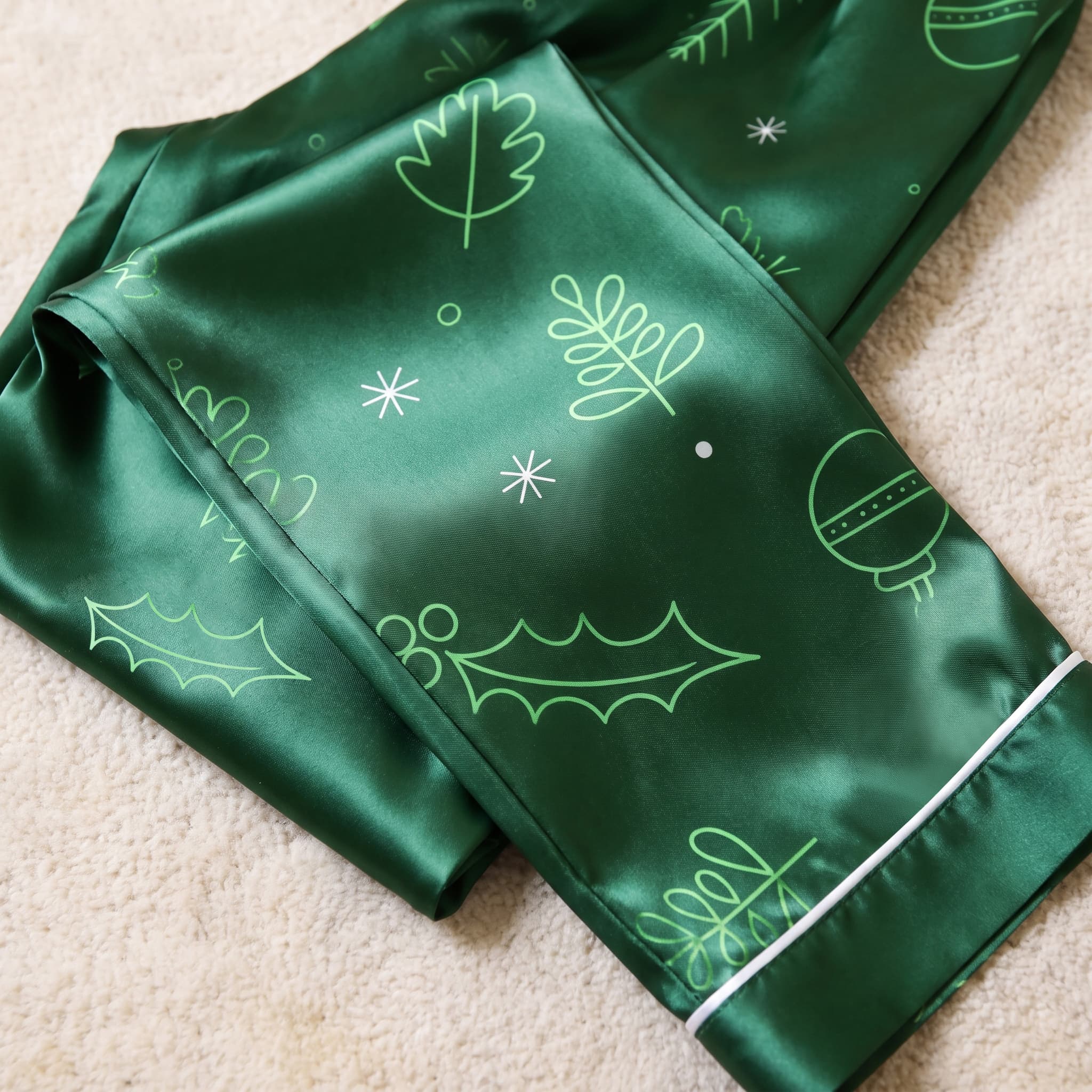Emerald Green Festive Line-Art Print Satin Button-Up Family Christmas Pajamas Set