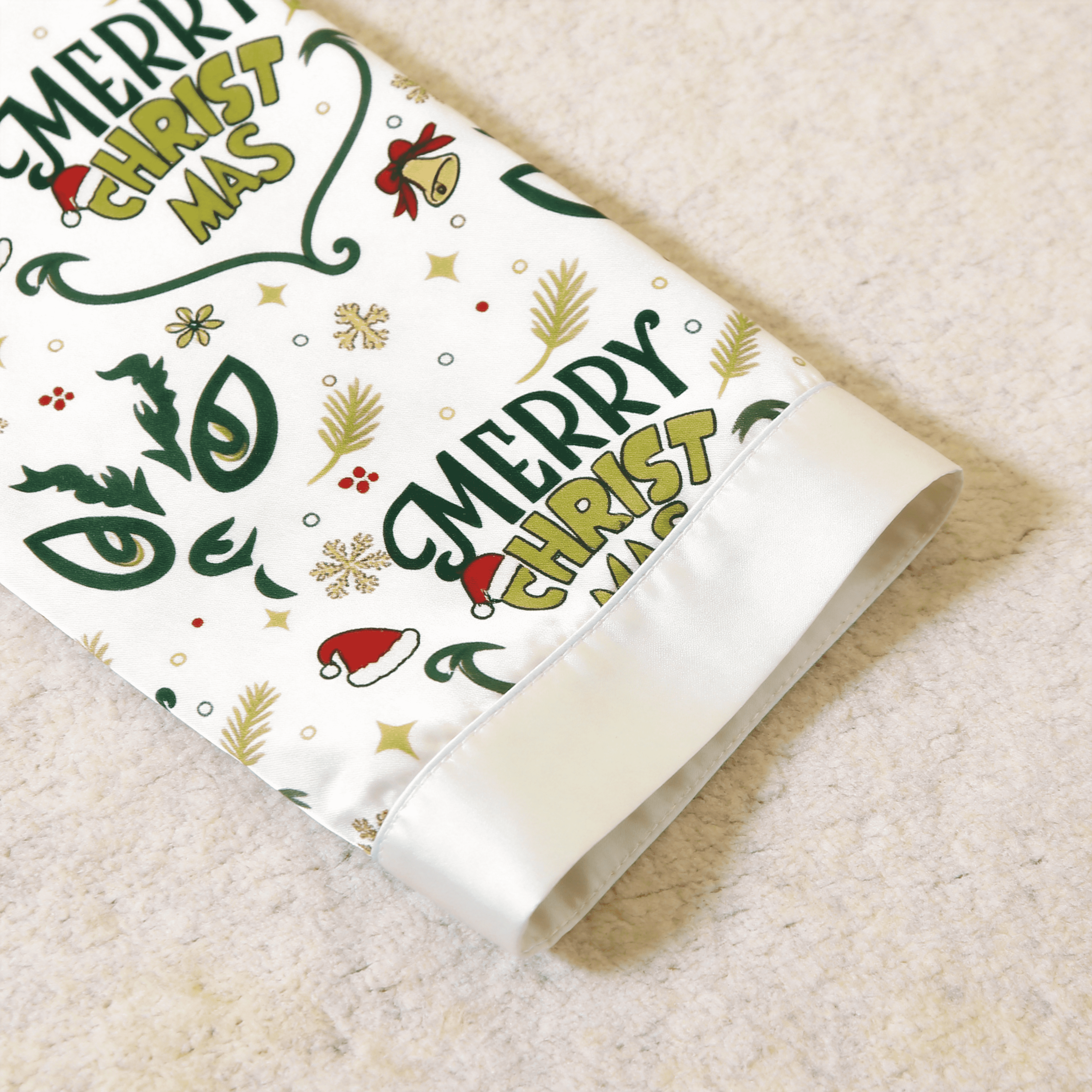 Merry Christmas Letter & Festive Icon Print Satin Button-Up Family Pajamas Set