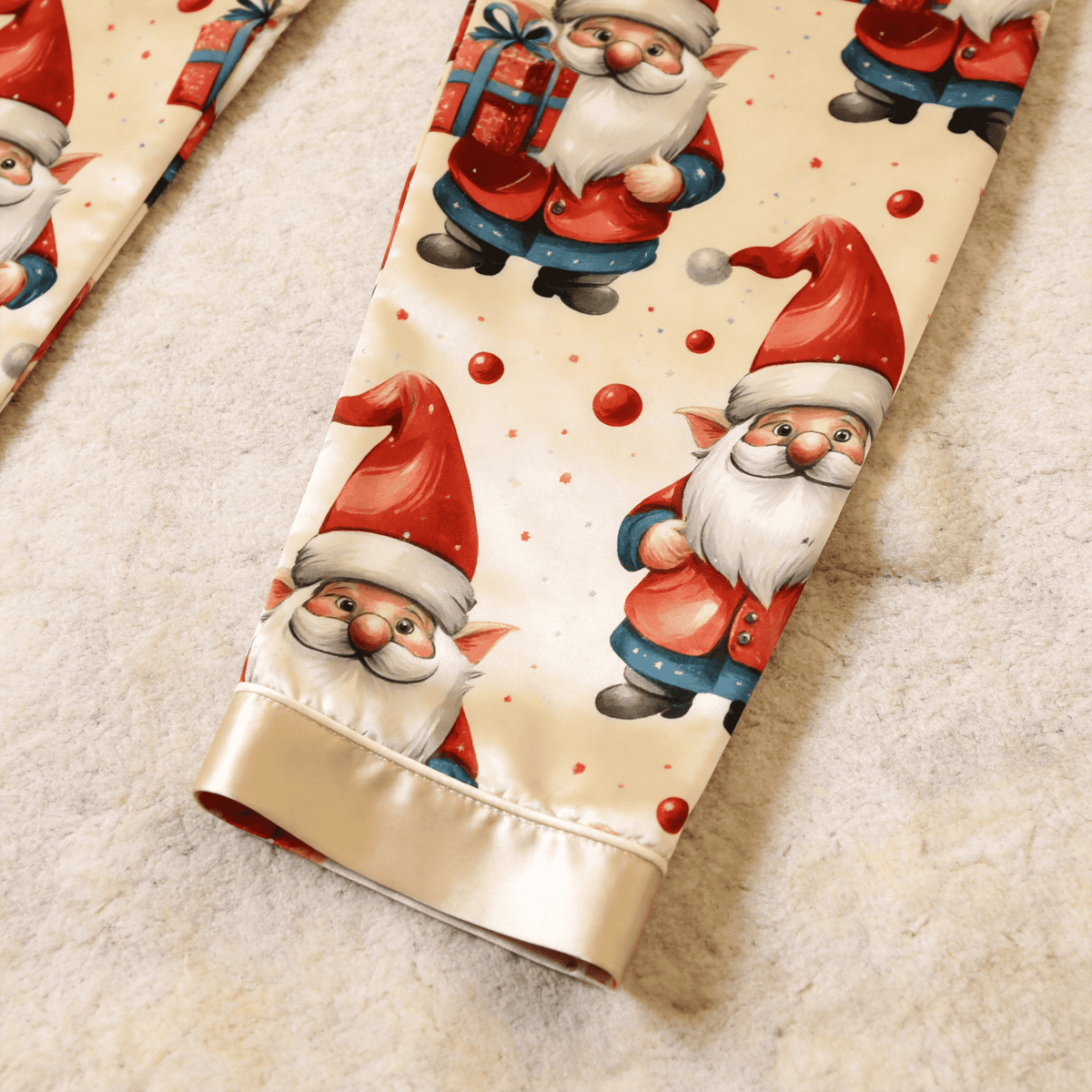 Santa Claus Gift Print Satin Matching Pajamas for Couples – Long Sleeve Button-Down Top & Pants Sleepwear Set