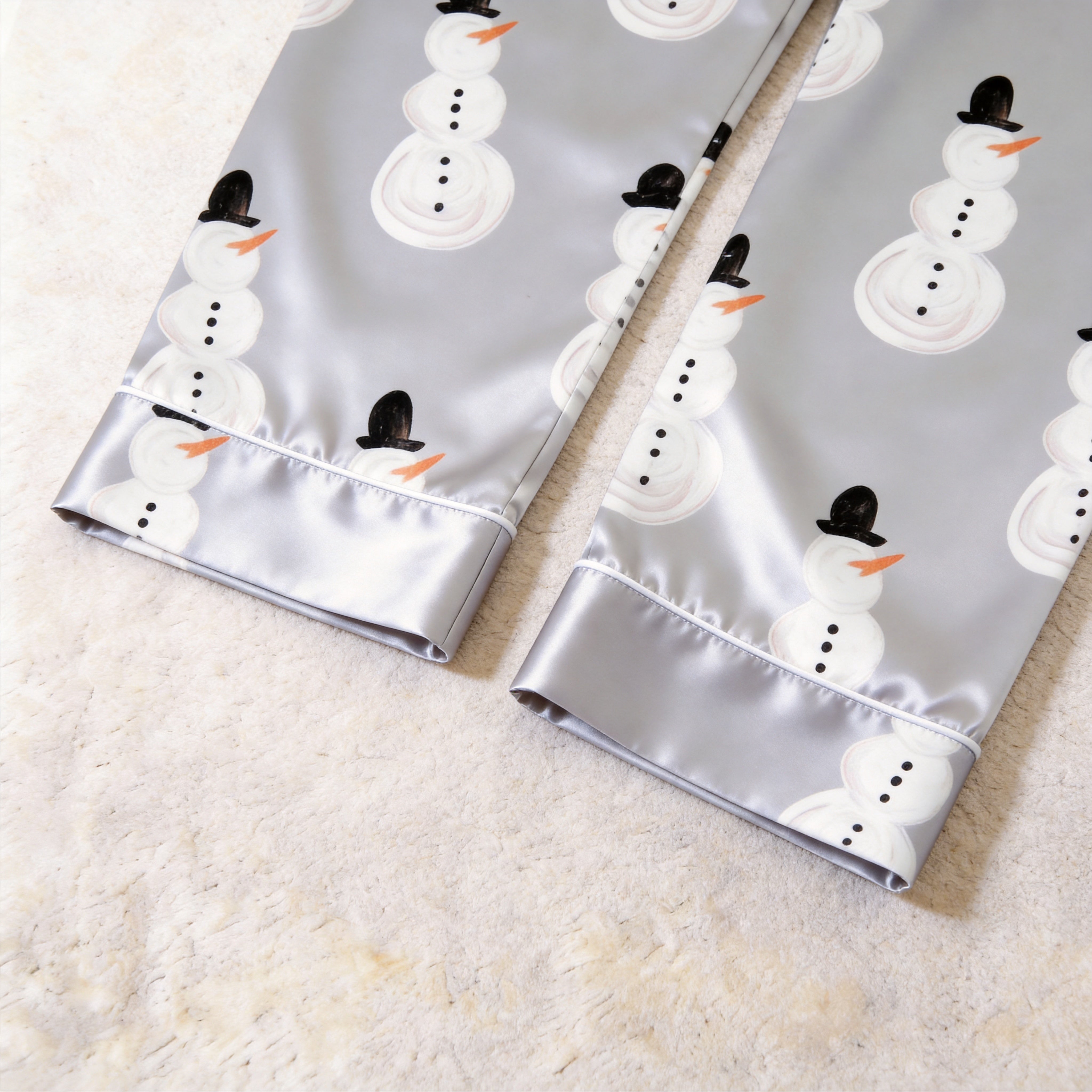 Winter Snowman Print Satin Matching Pajamas for Couples – Long Sleeve Button-Down Top & Pants Sleepwear Set