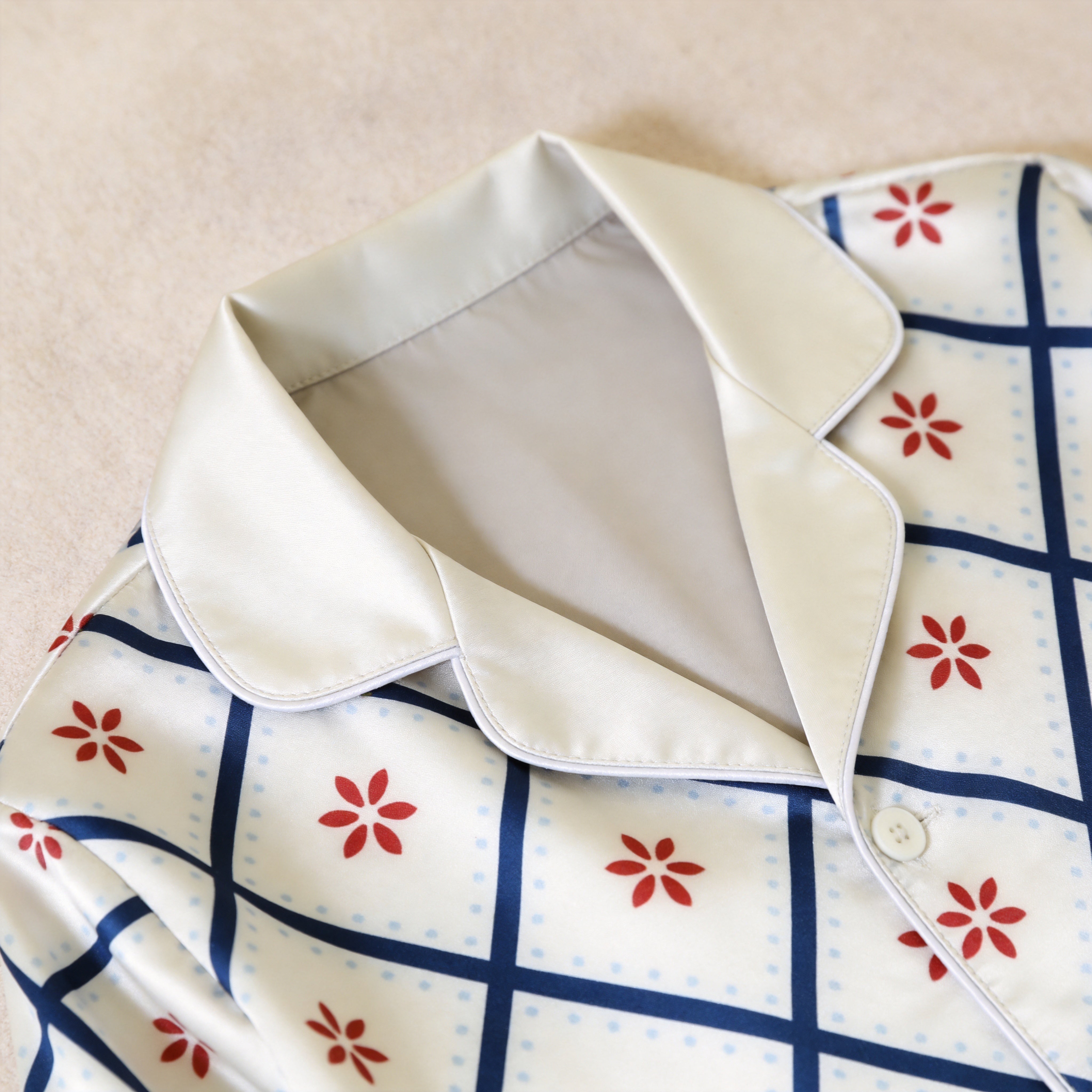 White Blue Diamond Grid Red Flower Print Satin Button-Up Family Christmas Pajamas Set