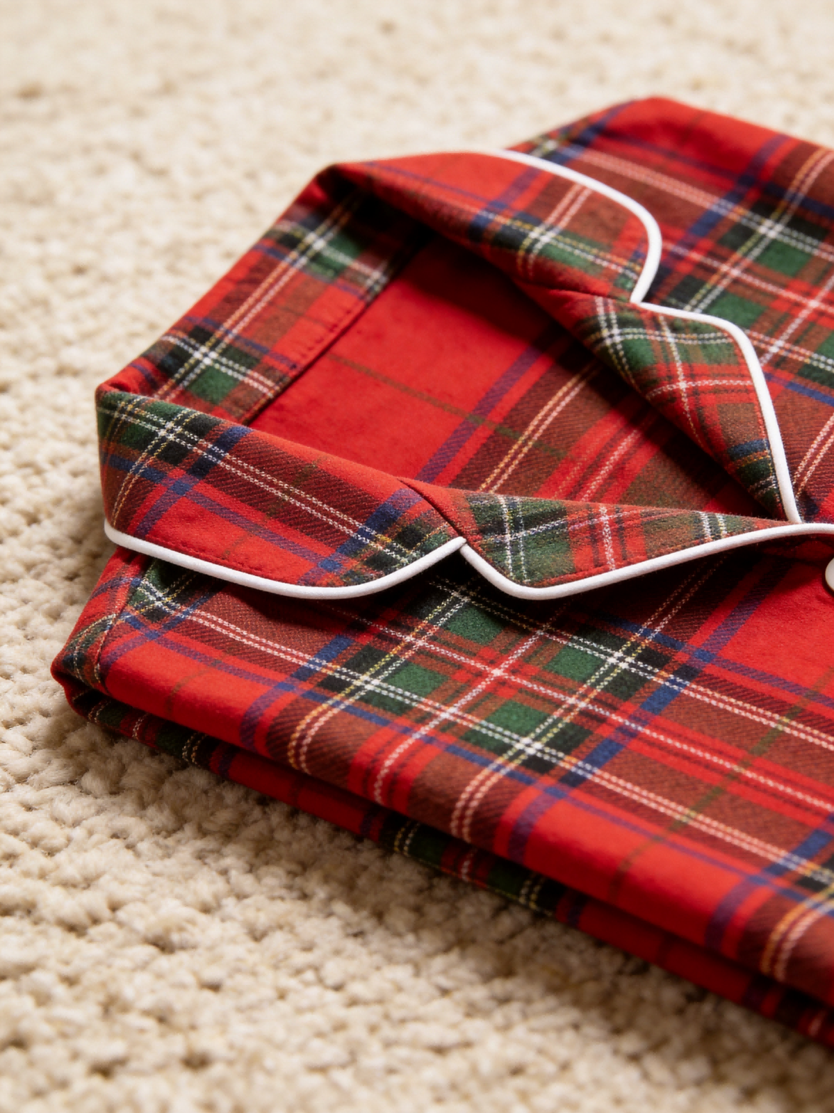 Two-Piece Set Matching Family Christmas Two-Piece Red and Green Plaid PJS Button Up Long Sleeve and Pants with Pockets Family Pajamas