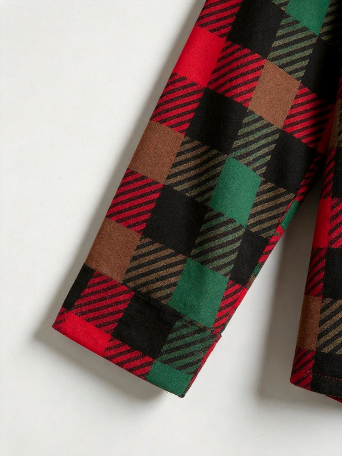 Family Christmas Two-Piece Button Front Long Sleeve Pants with Pockets Traditional Red and Forest Green and Blue Plaid Festive Holiday PJS Set Cozy Soft Winter Wear for Mom Dad Kids