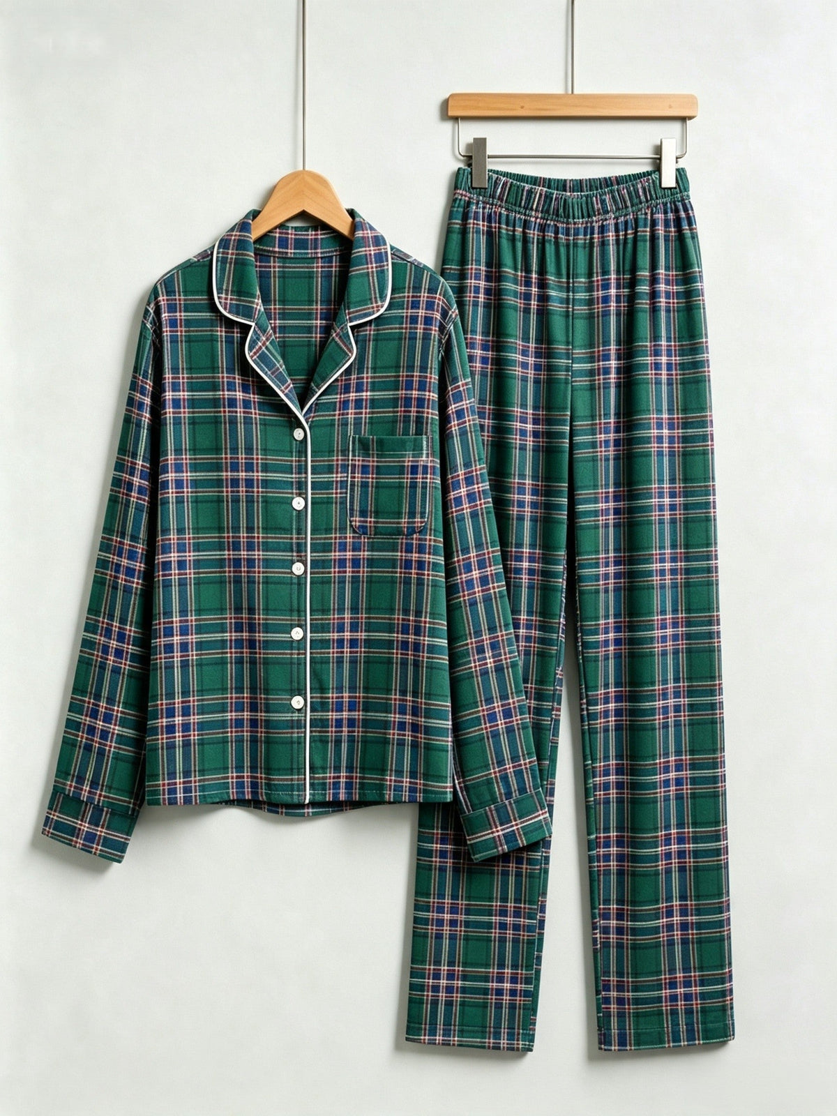 Classic Tartan Plaid Couple Christmas Pajamas - Dark Green Long-Sleeve Button-Down Sleep Set