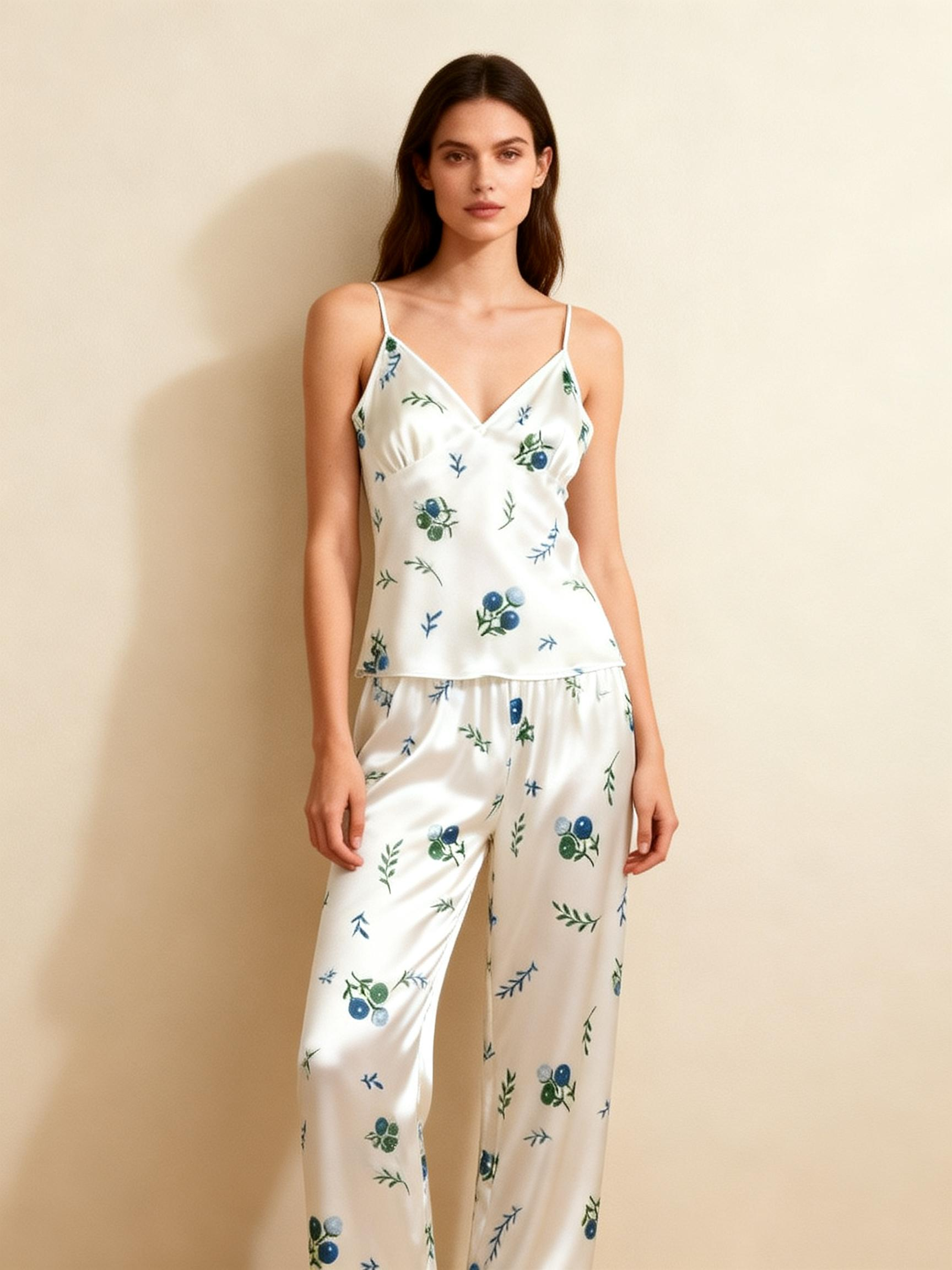 Satin 3-Piece Sleepwear Set with Subtle Blossom Pattern Design